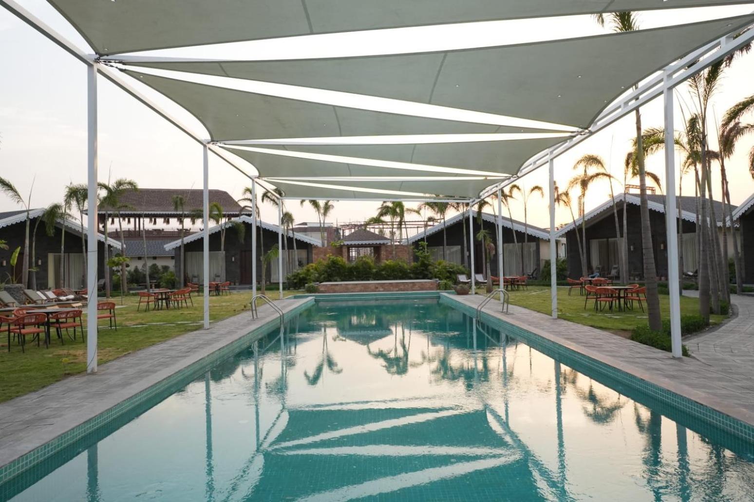 Maira Resort And Convention Centre Rāipur Dış mekan fotoğraf